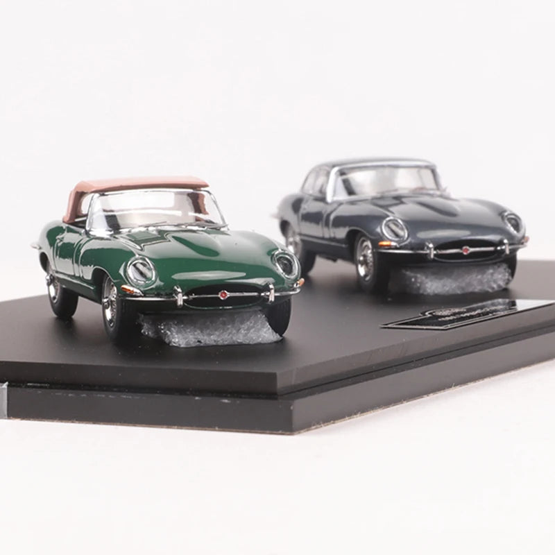 1:64 1961 Jaguar E-TYPE Limited Edition Diecast Set